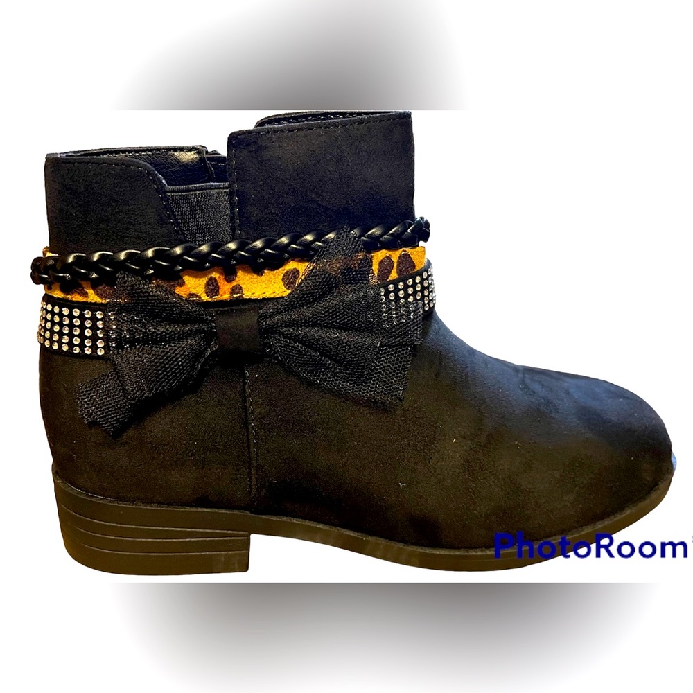 NWT ZBY